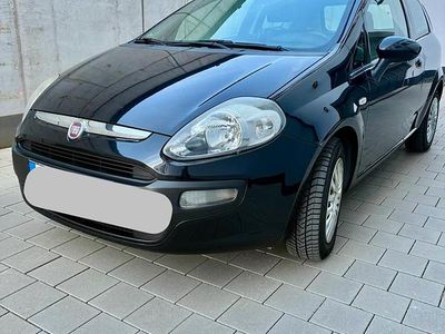Usata Fiat Punto 76 CV (55 kW) 2012 Utilitaria