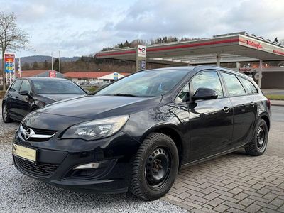 Schwarz Gebraucht 2016 Opel Astra Style Kombi | 4.250 € (Guter Preis)