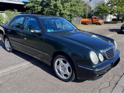 Mercedes E430