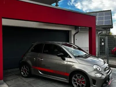 Gebraucht Abarth 500 145 PS (106 kW) 2019 Grau Kleinwagen