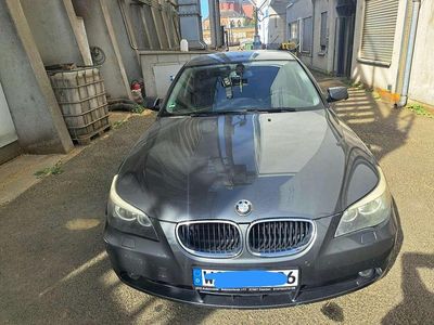 BMW 525