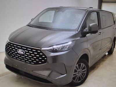 Grau Gebraucht 2025 Ford Tourneo Titanium Van / Kleinbus | 49.980 € (Superpreis)