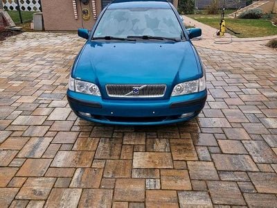 Gebraucht Volvo V40 140 PS (102 kW) 2002 Grün Kombi