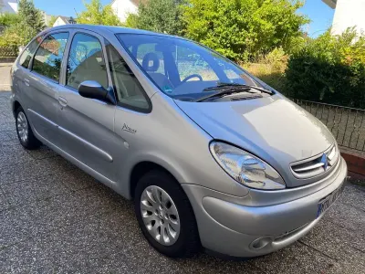 Gebraucht Citroën Xsara Picasso Exclusive 116 PS (85 kW) 2002 Silber Van / Kleinbus
