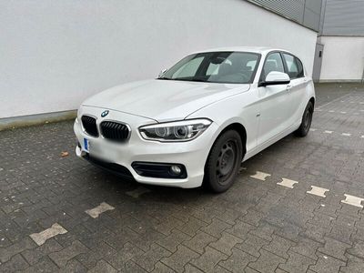 gebraucht BMW 116 i Sport Line 8-fach bereift, TÜV, Reifen neu