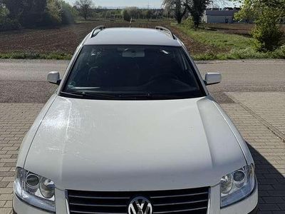 Gebraucht VW Passat 131 PS (96 kW) 2002 Weiß Kombi