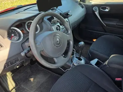 Gebraucht Renault Mégane GrandTour 113 PS (83 kW) 2005 Grün Kombi