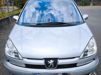 Peugeot 807