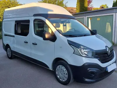 Gebraucht Renault Trafic Komfort 125 PS (91 kW) 2019 Weiß Van / Kleinbus