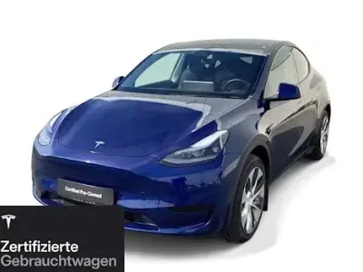 Begagnad Tesla Model Y RWD 188 kW (256 HK) 2024 Blå SUV