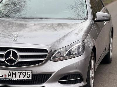Grau Gebraucht 2013 Mercedes 250 Limousine | 17.500 €