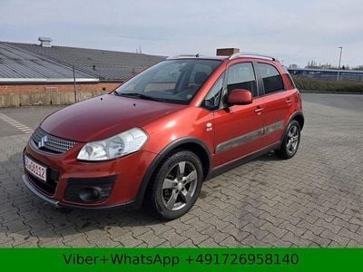 Usado Suzuki SX4 120 HP (88 kW) 2011 Laranja SUV