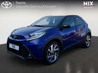 Neu Toyota Aygo X X-plore 72 PS (52 kW) 2025 Blau SUV