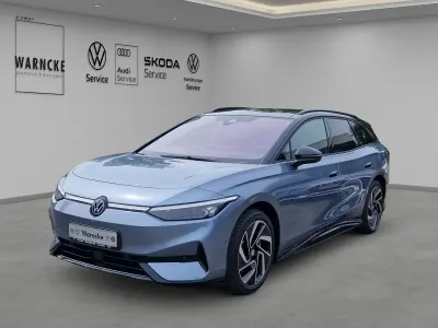 Gebraucht VW ID.7 Pro 210 kW (286 PS) 2025 Blau Kombi