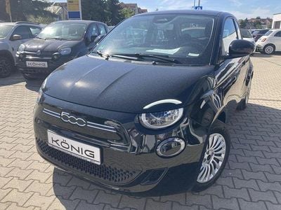 Gebraucht Fiat 500e 86 kW (118 PS) 2023 Schwarz Kleinwagen