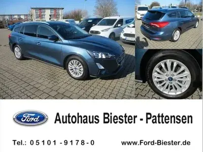 Używany Ford Focus Titanium 155 KM (114 kW) 2021 Niebieski Sedan/Limuzyna