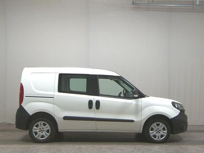 Weiss Gebraucht 2019 Fiat Doblò Van / Kleinbus | 7.480 € (Guter Preis)