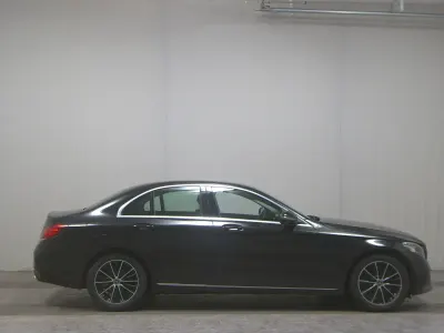 Second-hand Mercedes C300 Avantgarde 272 CP (200 kW) 2020 Negru Berlinǎ