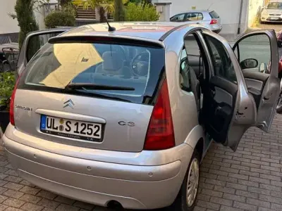 Gebraucht Citroën C3 Comfort 60 PS (44 kW) 2005 Silber Limousine