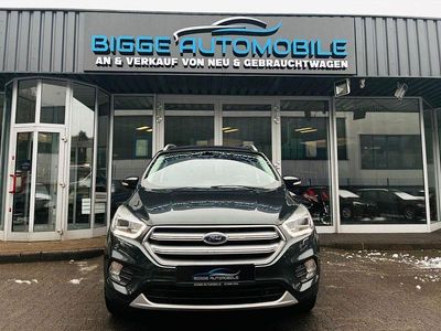 Gebraucht Ford Kuga Titanium 179 PS (131 kW) 2017 Grau SUV