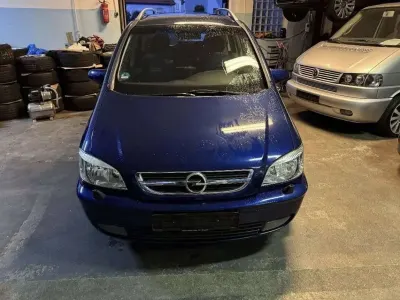 Gebraucht Opel Zafira Basis 97 PS (71 kW) 2005 Other Van / Kleinbus
