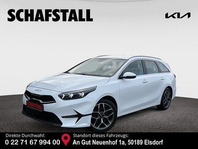 Gebraucht Kia Ceed Sportswagon Spirit 160 PS (117 kW) 2022 Weiß Kombi