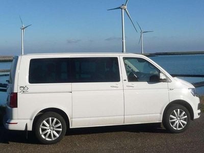 Second-hand VW Multivan Comfortline 204 CP (150 kW) 2016 Alb Monovolum