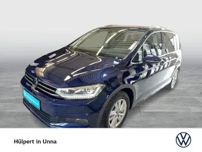 Gebraucht VW Touran Highline 150 PS (110 kW) 2025 Atlantik blue metallic Van / Kleinbus