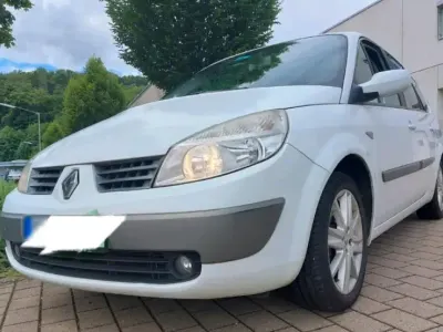 Gebraucht Renault Scenic E-Tech 131 PS (96 kW) 2006 Weiß Van / Kleinbus