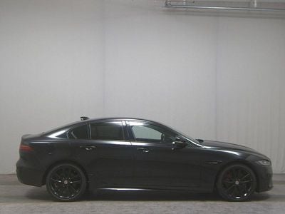 Gebraucht Jaguar XE R-Dynamic 204 PS (150 kW) 2021 Schwarz Limousine