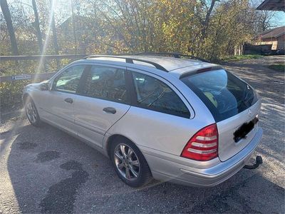Mercedes C200