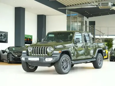 Gebraucht Jeep Gladiator Overland 264 PS (194 kW) 2022 Sarge green clear coat Pickup
