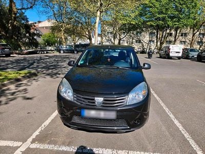 Second-hand Dacia Sandero 75 CP (55 kW) 2009 Negru Hatchback