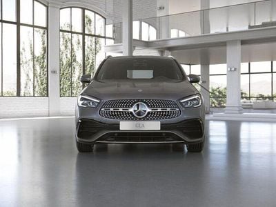 Gebraucht Mercedes GLA220 AMG 190 PS (139 kW) 2020 Metalliclack mountaingrau (metallic) SUV