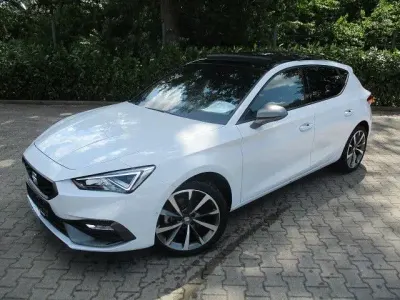 Gebraucht Seat Leon FR 150 PS (110 kW) 2024 Weiß Limousine