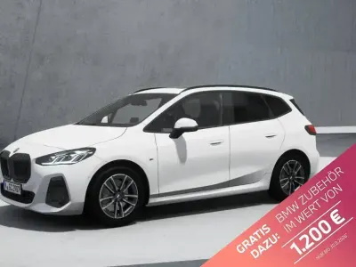 Gebraucht BMW 223 Active Tourer M Sport 204 PS (150 kW) 2025 Weiß Van / Kleinbus