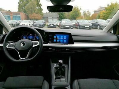 gebraucht VW Golf VIII 1.5 TSI OPF Life DCC+Panorama+IQ.LIGHT
