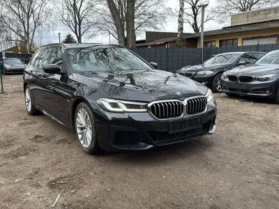 Second-hand BMW 530e M Sport 184 CP (135 kW) 2022 Negru Break