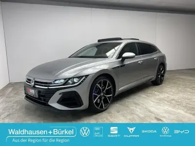 Gebraucht VW Arteon R 320 PS (235 kW) 2023 Pyritsilber Kombi