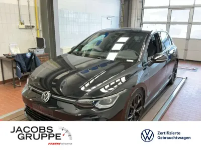 Usata VW Golf VIII R 320 CV (235 kW) 2023 Nero Berlina