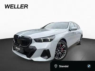 Gebraucht BMW 540 M Sport 340 PS (250 kW) 2024 Brooklyn grau (grau) Kombi