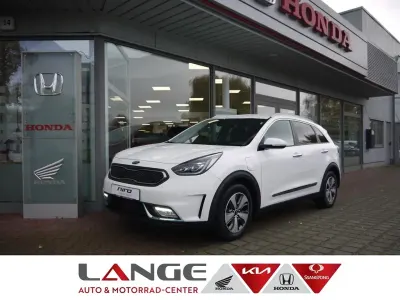 Używany Kia Niro Vision 105 KM (77 kW) 2018 Biały SUV