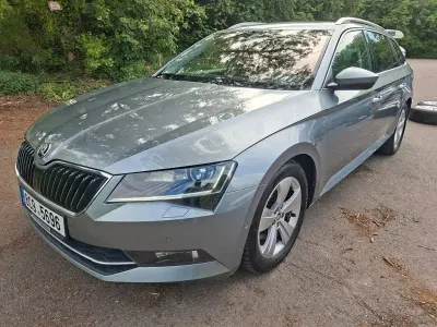 Gebraucht Skoda Superb Style 120 PS (88 kW) 2017 Grau Kombi
