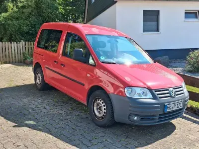 Gebraucht VW Caddy Life 80 PS (58 kW) 2010 Rot Van / Kleinbus