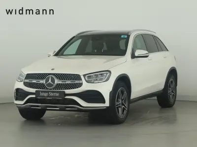 Gebraucht Mercedes GLC300 AMG line 194 PS (142 kW) 2022 Designo diamantweiss bright SUV