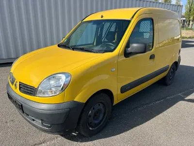 Usata Renault Kangoo 68 CV (50 kW) 2007 Giallo Monovolume