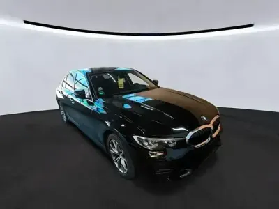 Używany BMW 320 Sport Line 190 KM (139 kW) 2019 Czarny Sedan/Limuzyna