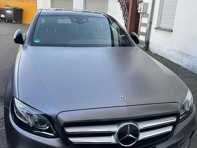Gebraucht Mercedes E400 AMG line 333 PS (244 kW) 2017 Schwarz Limousine