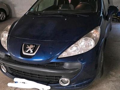Gebraucht Peugeot 207 95 PS (69 kW) 2008 Blau Coupé
