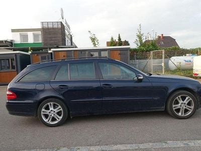 Mercedes E280
